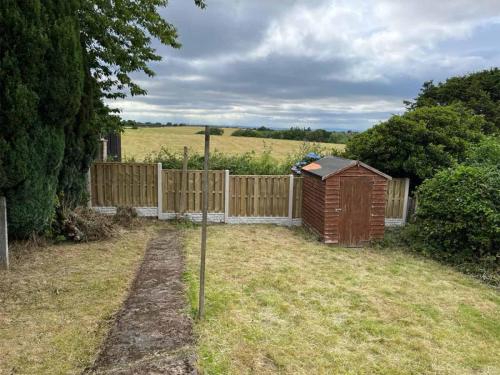 Garden Fencing Tinsley S1 2DY