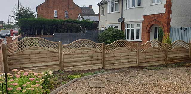 fencing contractors